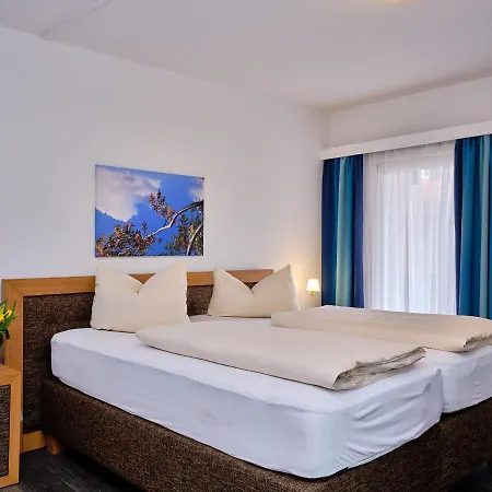 Gaestehaus Waldeck Πανσιόν Titisee-Neustadt